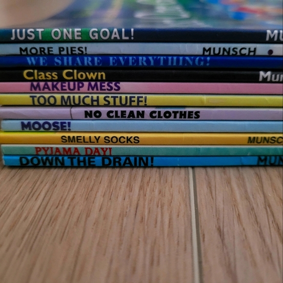 Robert Munsch Kids Books - Picture 2 of 2